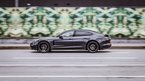 Choosing The Right Luxury Car Rental For Your Needs